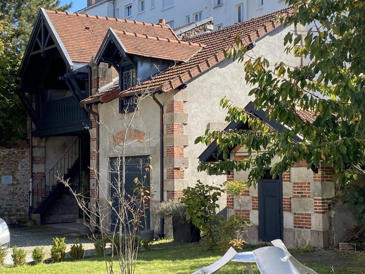 La Villa Beaupeyrat - Apparthotels De Charme Dans Batisse De Caractere Limoges Habitación foto