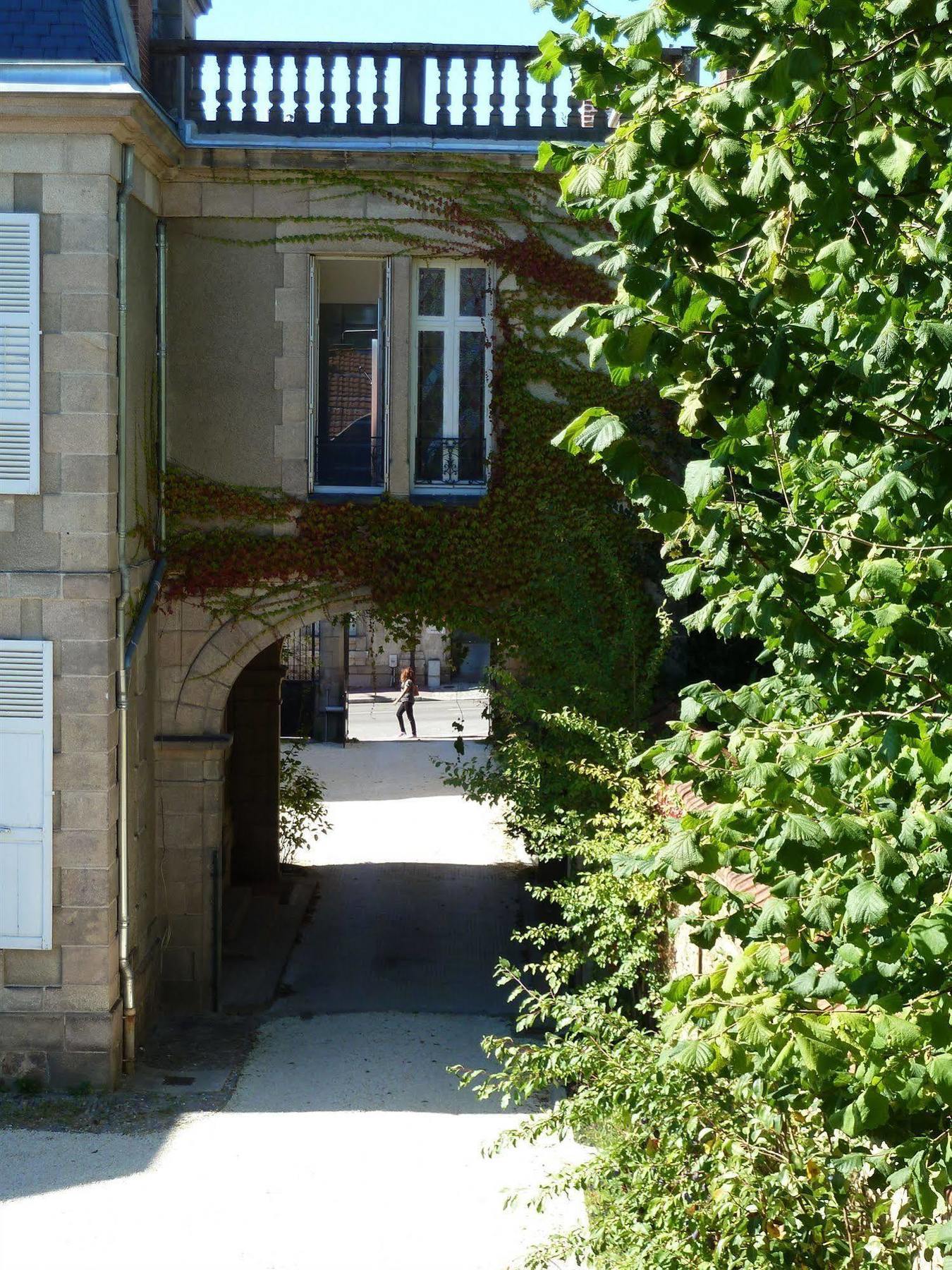 La Villa Beaupeyrat - Apparthotels De Charme Dans Batisse De Caractere Limoges Exterior foto